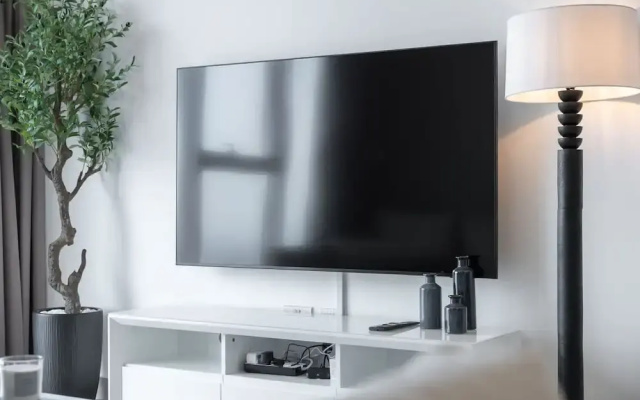 Sophisticated 1 Bedroom Apartment in Bloom Tower B