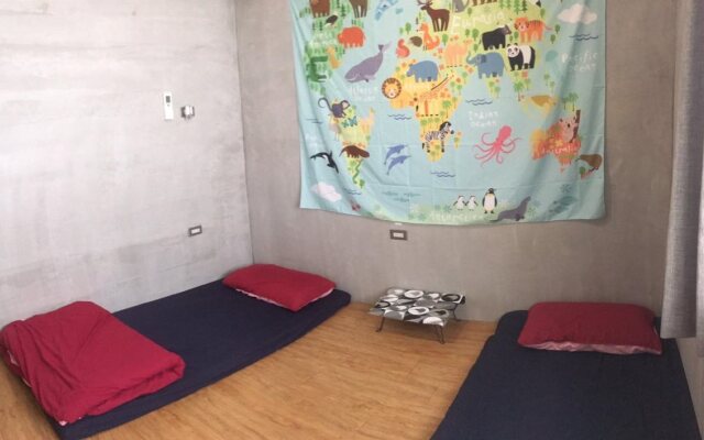 MatchBox Hostel