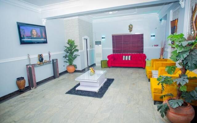 Arriva Suites