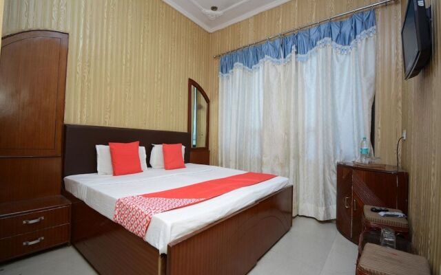 Oyo 36054 Nanda Lodge