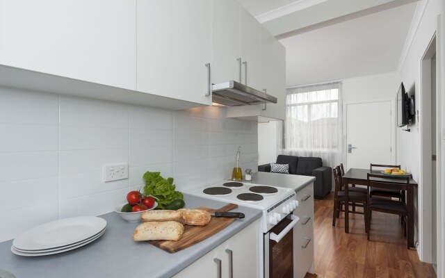 125 Milton