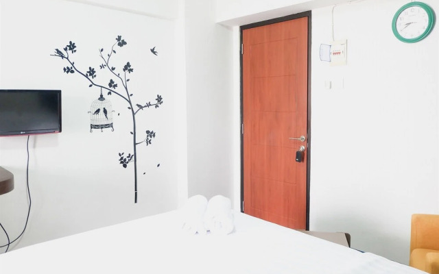 Artistic Studio Room Kebagusan City Apartement