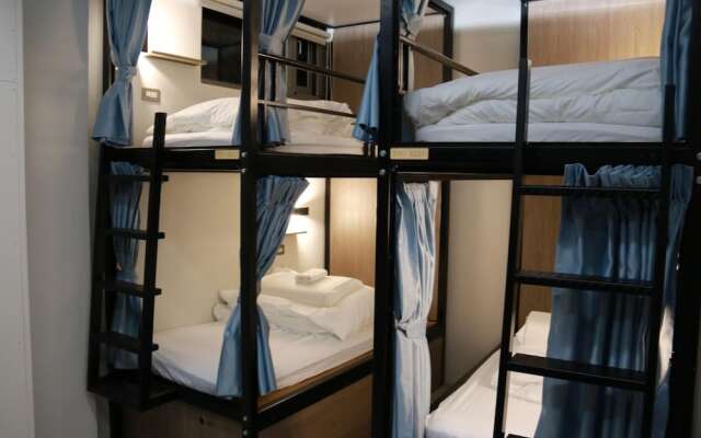 Red Home Taipei - Hostel