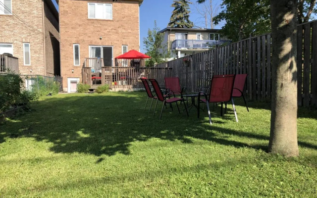 Spacious 2 Bedroom guest suite