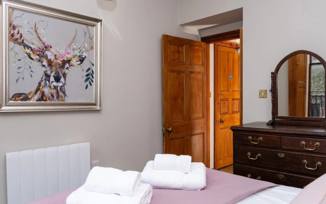 Watermouth Castle, Bassett Apartment