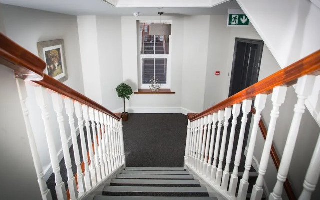 Bay Tree Apartments