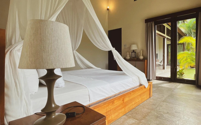 Villa Tiga Mangga – Guest Rooms – Kerobokan Kelod