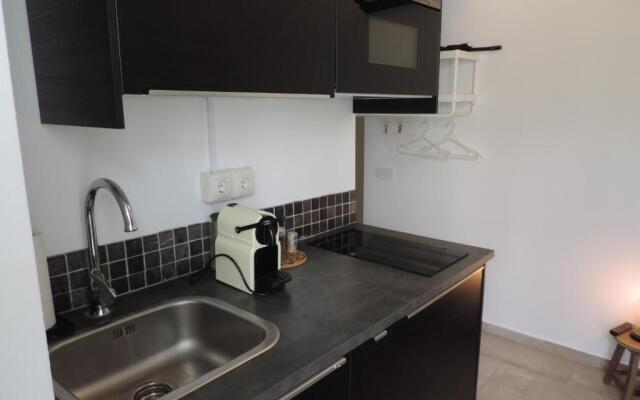 Begona City Center Studio 231