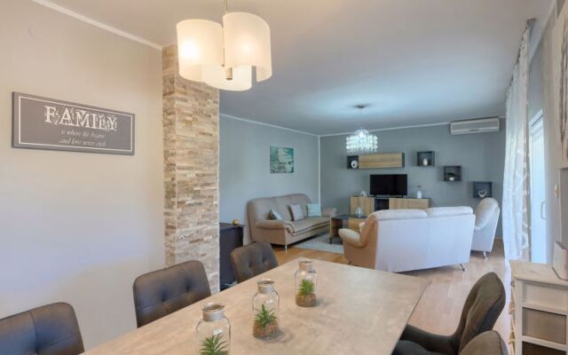 House Dani Pleurtuit