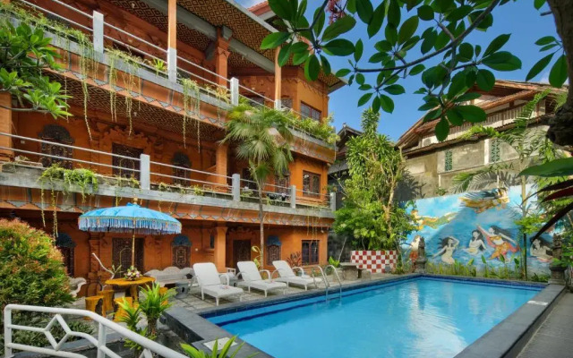 Hotel Lumbung Sari Legian
