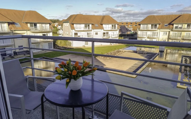 Apartment Bowie De Haan