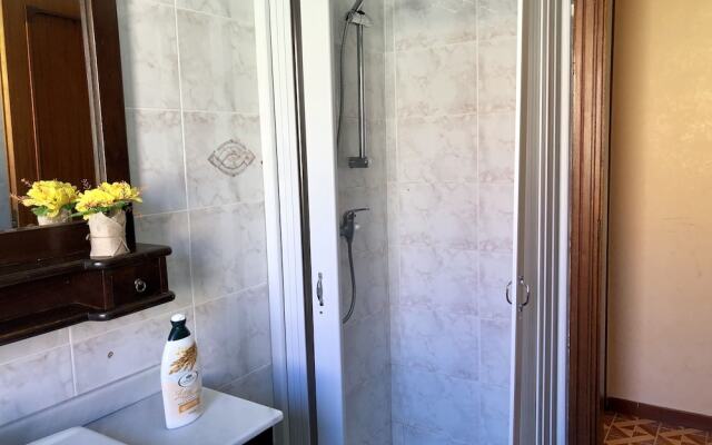 Martina Apartment Mare