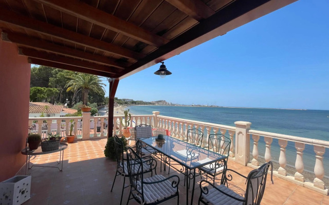 MARINETA CASIANA "Villa Angela"