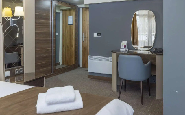 Putney Hotel; BW Signature Collection