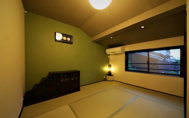 Guest House Nishijin Yui
