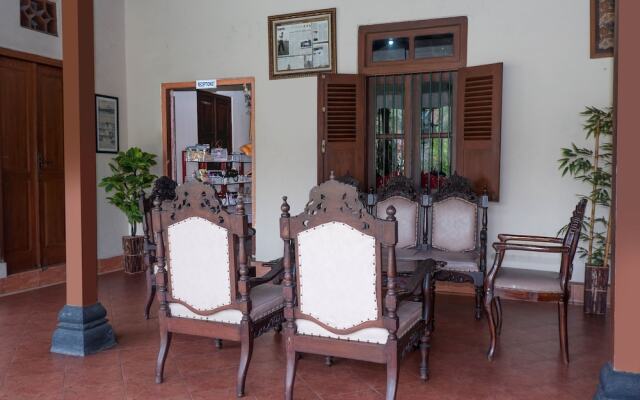 OYO 405 Wisma Yosoputro