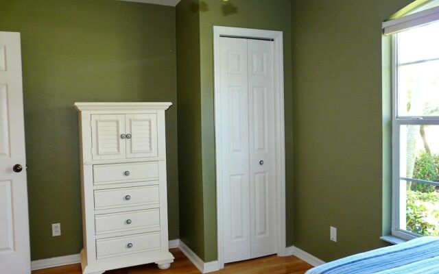 Pet-friendly Home With Pool and Steps to Beach/food