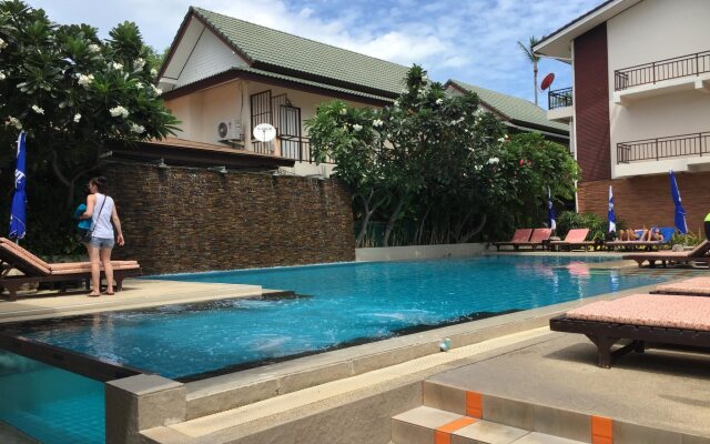 Coconut  Grove Hotel Samui - Hostel