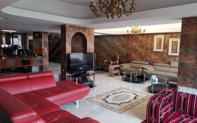 Luxury Duplex penthouse with Full Great Nile view, entire apartment