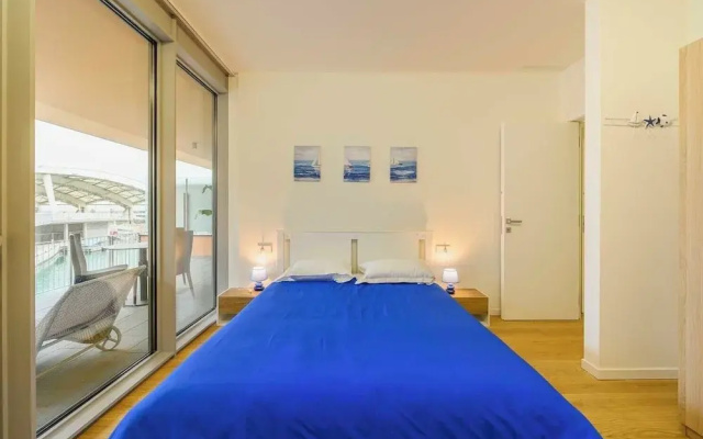 Waterfront Acquario House