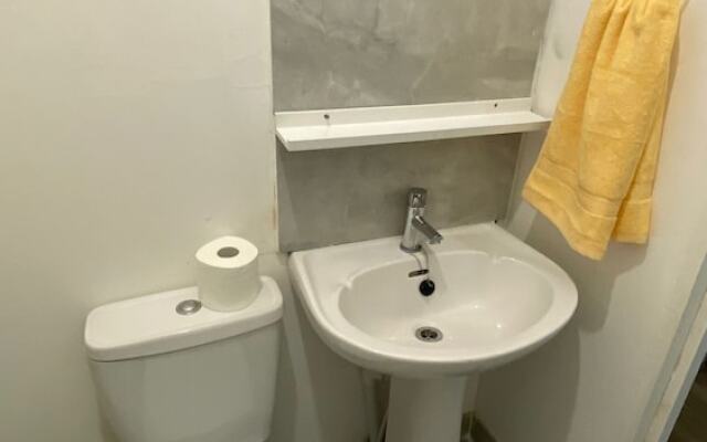 Peaceful Well Equipped Flat Near Central London