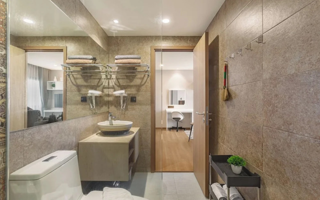 One bedroom Condo in Title V Condo 310