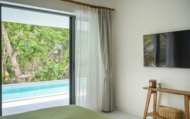Zen Paradise Pool Villa by Sea N' Rent