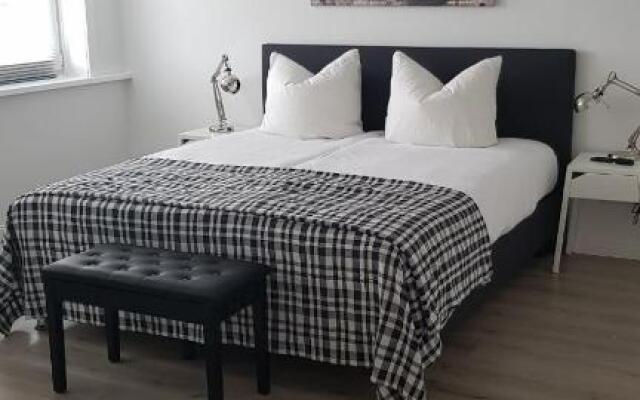 "Familientreff" in schöner moderner Ferienwohnung für 12 Personen im Oberharz!