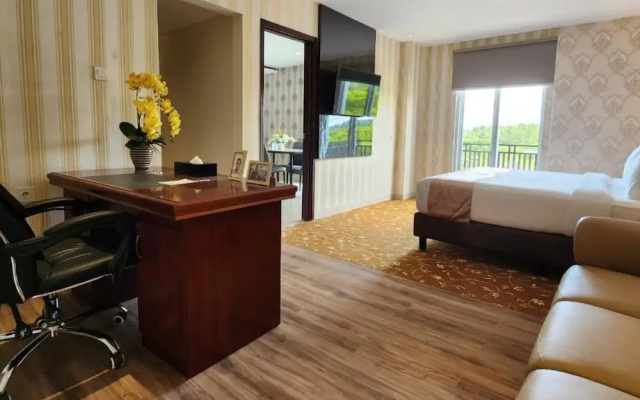 Aimas Hotel & Convention Centre