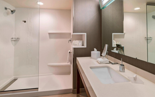 Holiday Inn Express & Suites Gaylord by IHG