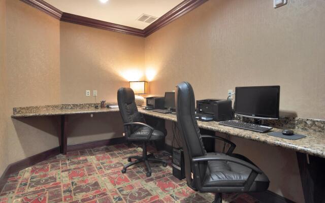 Holiday Inn Express Hotel & Suites DFW West - Hurst, an IHG Hotel