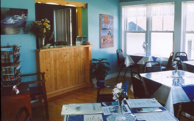 Hotel Motel Fleur De Lys