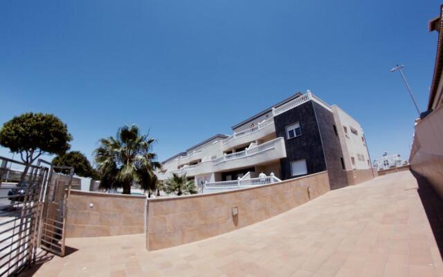 Apartamentos H3 Laguna Playa