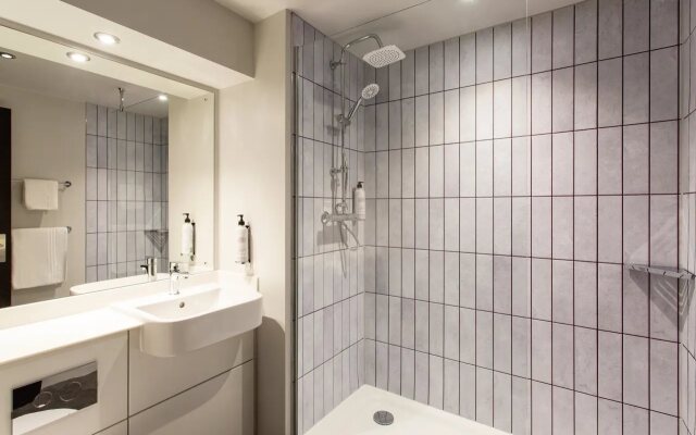 Premier Inn Rugby North (Newbold)