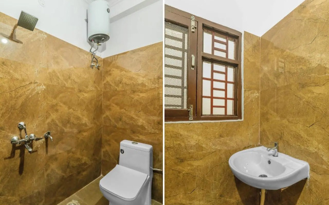 OYO Flagship 70306 Royal Residency