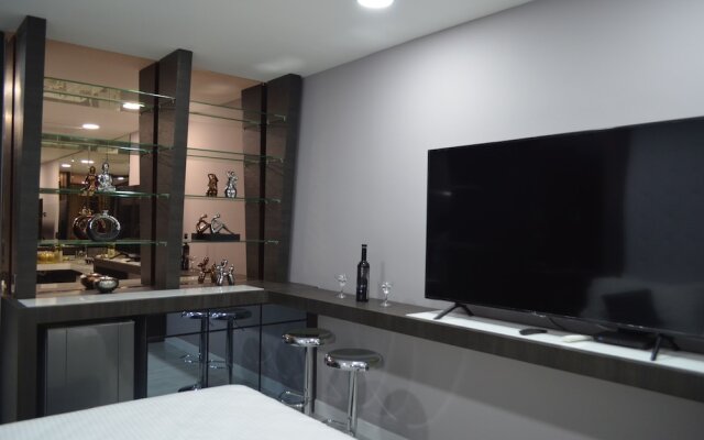 Hotel Paris Luxury Suites