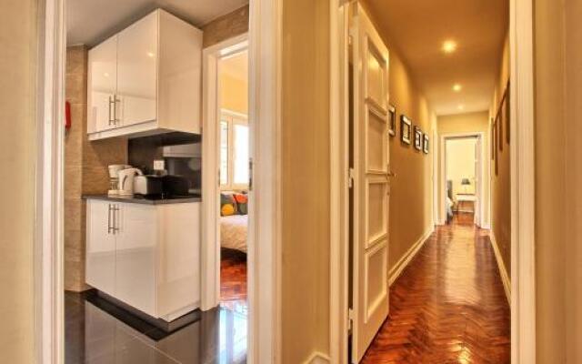 Almirante 3-Four Bedrooms