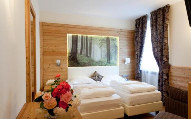 Albergo Tuenno