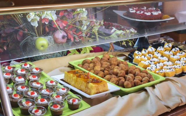 Hotel GHT Oasis Tossa & Spa