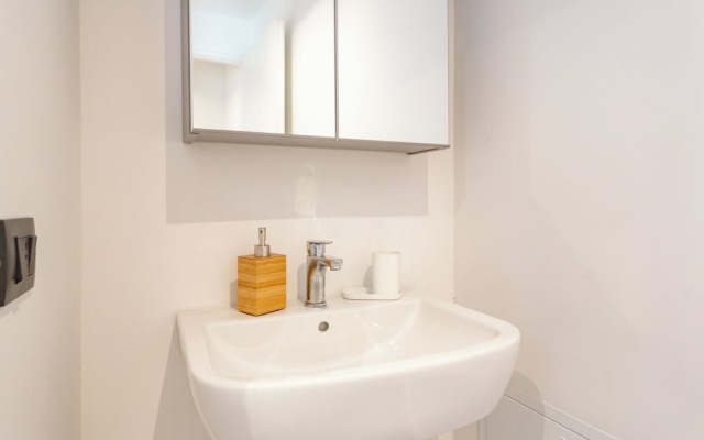 KHL apartments