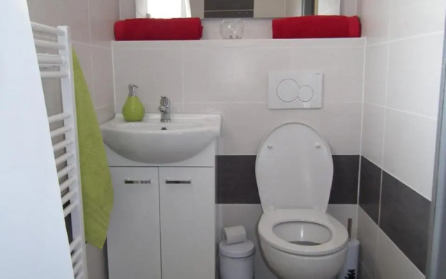 Apartment 1