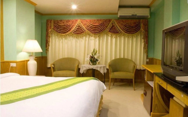 OYO 280 Thai Garden Resort