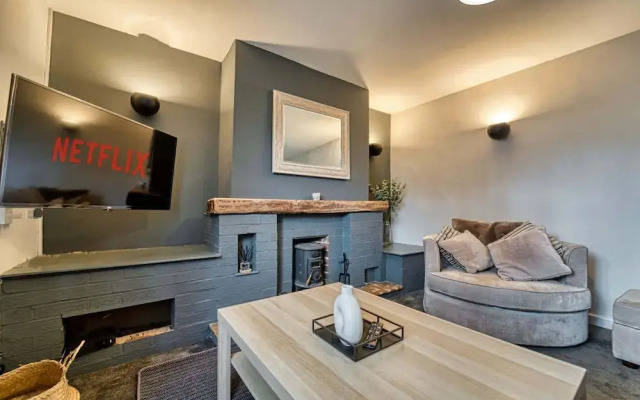 Host Stay Birches Barn