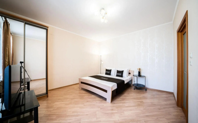 InnDays Apartments at 34 Korablostroiteley Street
