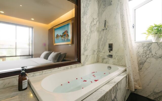 Thuy An Apartments