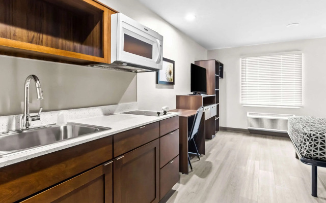 Woodspring Suites South Houston Hobby