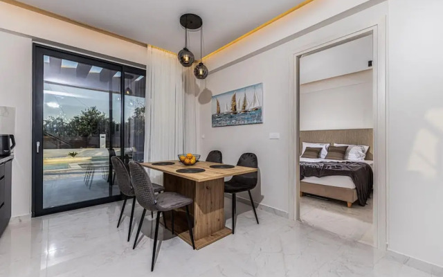 Villa Infinity Theo With 4 Bedrooms and 4 Bathrooms