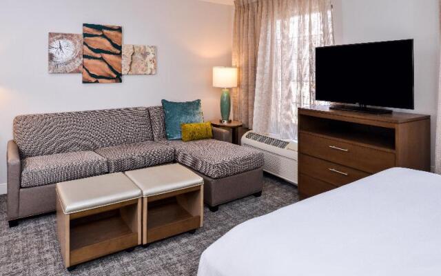 Staybridge Suites Indianapolis Downtown - Convention Center