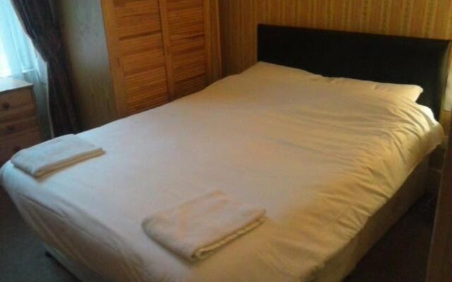 OYO Beersbridge Lodge
