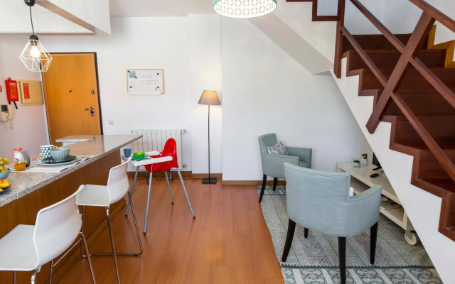 Sunset Relaxing Apt with terrace, parking & bikes